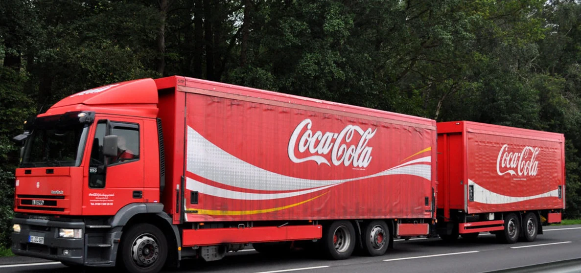 envelopamento de caminhões 